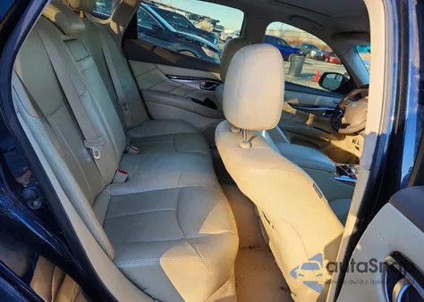2015 Infiniti Q70 3.7 из США, поврежденный, VIN JN1BY1AP8FM540655